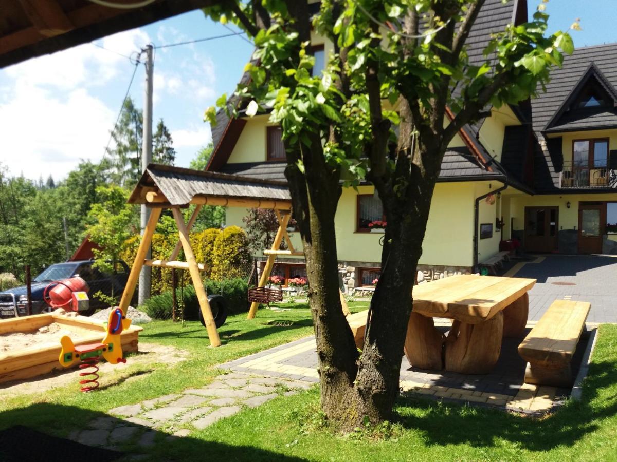 Pokoje Goscinne Staszelowka Małe Ciche Exterior photo